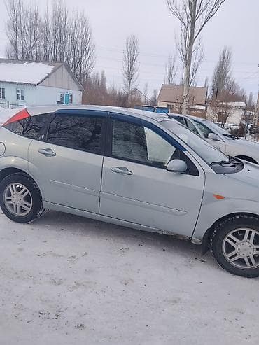 Ford Focus: 2003 г., Механика, Бензин, Хэтчбэк