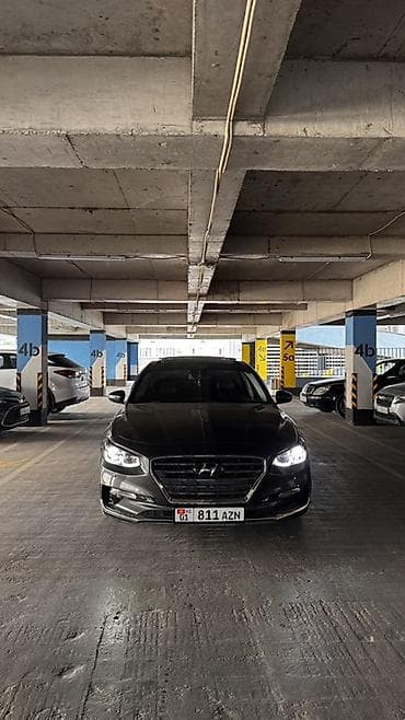 Hyundai Grandeur: 2019 г., 2.4 л, Автомат, Бензин, Седан