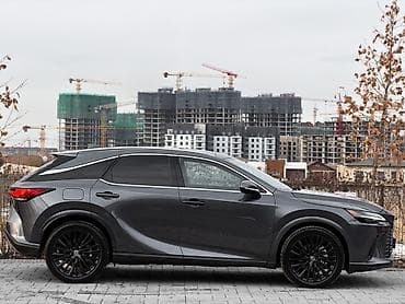 r 16: Lexus RX: 2024 г., 2.5 л, Вариатор, Гибрид, Внедорожник — 7