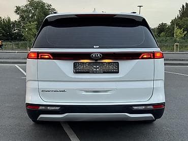 arizzo 8: Kia Carnival: 2021 г., 2.2 л, Автомат, Бензин, Минивэн — 5