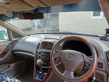 ош жапалак: Toyota Harrier: 1999 г., 3 л, Автомат, Бензин, Кроссовер — 1