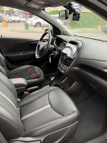 chevralet lacetti: Chevrolet Spark: 2019 г., 1 л, Автомат, Бензин, Хэтчбэк — 5