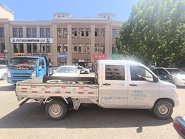 Транспорт: Пикап/лёгкий грузовик Wuling Rongguang с двойной кабиной, 2021 г., 1,8 — 4