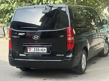 Hyundai H-1: 2019 г., 2.5 л, Автомат, Дизель, Минивэн — 10