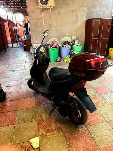 Тип скутера Honda, 50 куб. см, Бензин, Б/у — 5