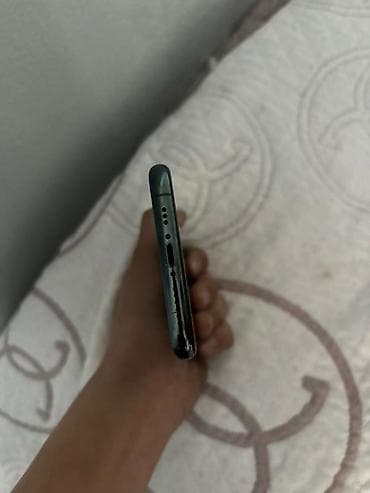 дисплей на айфон 11 про: IPhone 11 Pro, Matte Midnight Green — 5