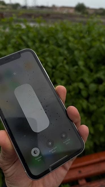Техника и электроника: IPhone 11, Б/у, 128 ГБ, Белый, Чехол, 70 % — 5