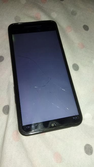 айфон 6с бу: Poco C65 (128гб/6) 90 герц, разбита задняя камера, трещины по экрану — 3