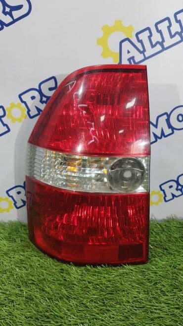 старая модель dell: Задний левый стоп-сигнал Acura Б/у, Оригинал — 1