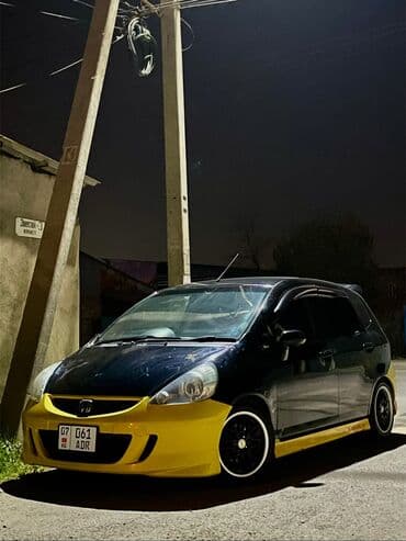 задний стопы: Сатылат 
Фит 2002 1.5 vtec — 2