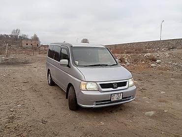 посадка машины: Honda Stepwgn: 2001 г., 2 л, Автомат, Бензин, Минивэн — 2