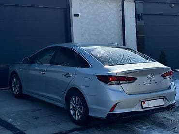 matiz 2013: Hyundai Sonata: 2017 г., Седан — 8