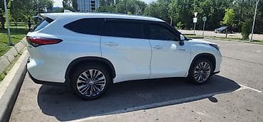 Toyota Highlander: 2021 г., 2.5 л, Автомат, Гибрид, Кроссовер — 4
