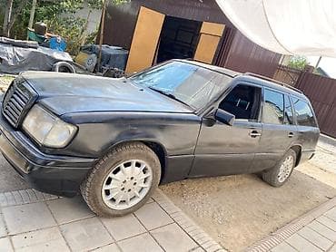 bmw e5: Mercedes-Benz W124: 1992 г., Универсал — 4