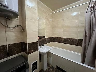 кв нарын: 3 комнаты, 72 м², 105 серия, 4 этаж, Евроремонт — 9