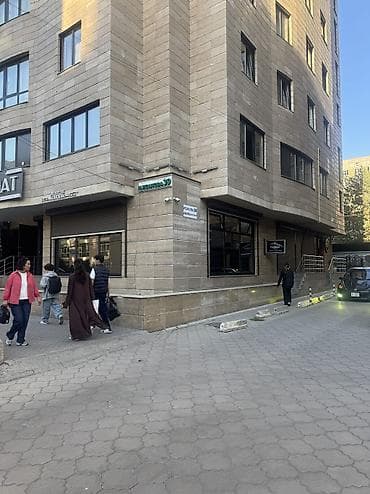 сдается гостиница: Аренда офисов, 70 м², В жилом комплексе, 1 линия, С отдельной кухней, С отдельным входом — 5
