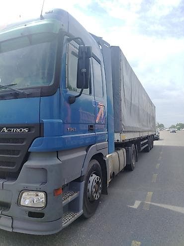 Тягач, Mercedes-Benz, 2005 г., Тентованный