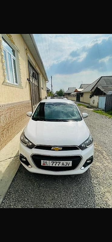 бесконтактная мойка: Chevrolet Spark: 2017 г., Автомат, Бензин, Хэтчбэк — 7