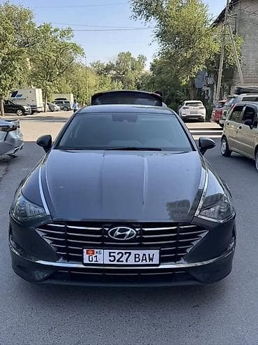 Hyundai Sonata: 2022 г., Седан — 1
