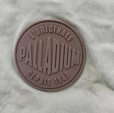 Джинсы и брюки, цвет - Бежевый, Новый at lalafo.kg Джинсы и брюки, цвет - Бежевый, Новый