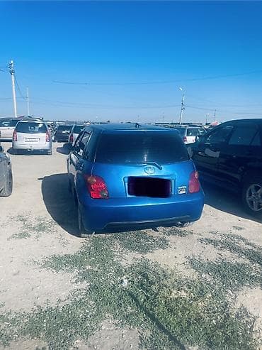 e star: Toyota Ist: 2003 г., Автомат, Бензин — 3