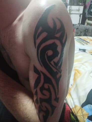 Бала бакчалар, бала багуучулар: Эскиз түзүү, Түстүү татуировкалар, Ак кара татуировкалар | Үйүнө баруу менен, Консультация — 10