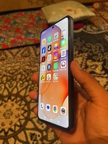 tv android: Redmi, Redmi Note 13, Б/у, 128 ГБ, цвет - Черный, 2 SIM — 4