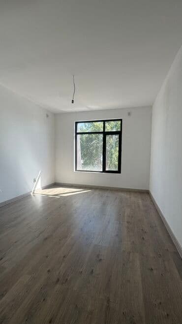 магазин продуктовый в аренду: Коммерческое здание у дороги - Отдельно стоящее 3‑этажное здание с — 24