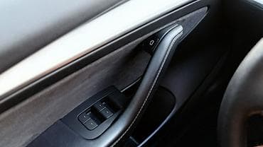 тесла модел с: Tesla Model 3: 2022 г., Автомат, Электромобиль, Фастбек — 6