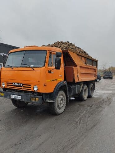 камаз 10: КамАЗ самосвал, оранжевый, колесная формула 6×4. Стальная самосвальная — 1