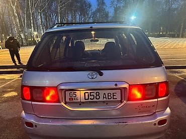 windom 2003: Toyota Ipsum: 1996 г., 2 л, Автомат, Бензин, Минивэн — 3