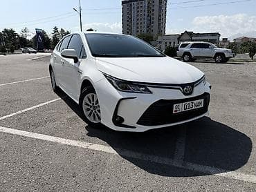8: Toyota Corolla: 2021 г., 1.8 л, Автомат, Гибрид, Седан — 1