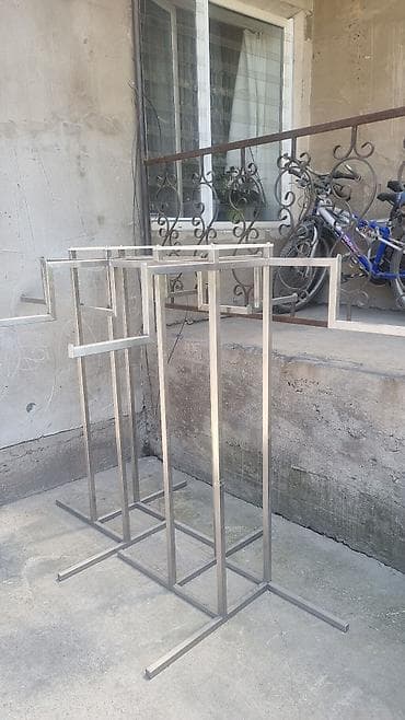 Торговые стойки‑держатели из нержавеющей стали для магазинов одежды