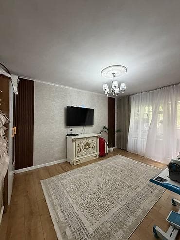 одна комната квартиры: 1 комната, 39 м², 105 серия, 1 этаж, Косметический ремонт — 1