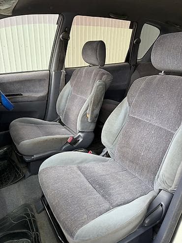 Toyota: Toyota Ipsum: 1998 г., 2 л, Автомат, Бензин, Минивэн — 6