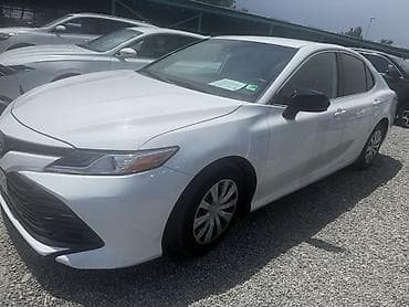 камбой: Toyota Camry: 2019 г., 2.5 л, Автомат, Бензин, Седан — 2