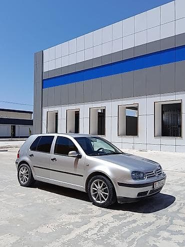 Volkswagen Golf: 2003 г., 1.6 л, Кол менен иштөөчү, Бензин, Хетчбек — 1