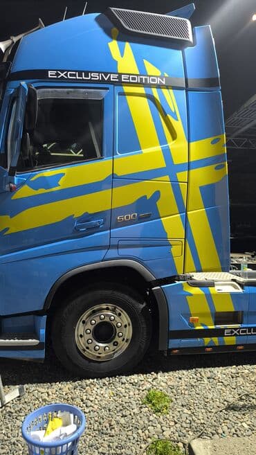 где купить наклейку на машину: Наклейка для грузовых авто любой сложности — 23