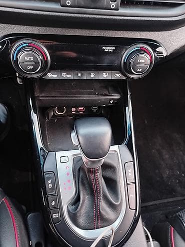 audi s6: Kia Cerato: 2019 г., 1.6 л, Автомат, Бензин, Хэтчбэк — 8