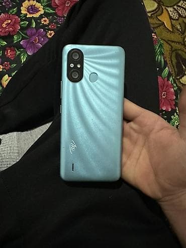 Бытовая техника: Смартфон itel (голубой) - Экран: радной ✅ Батареи: радной ✅ Не — 4
