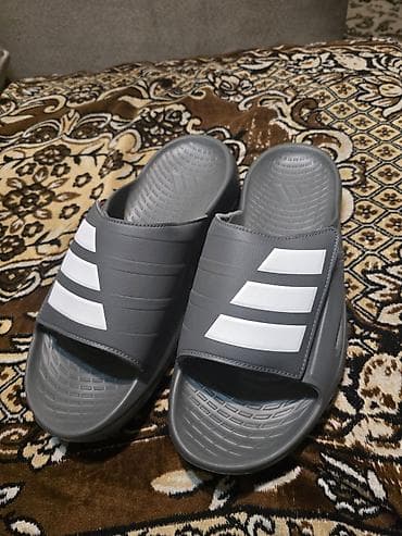 Мужские сандалии, 46, Adidas, Новый, цвет - Серый, Самовывоз at lalafo.kg Мужские сандалии, 46, Adidas, Новый, цвет - Серый, Самовывоз