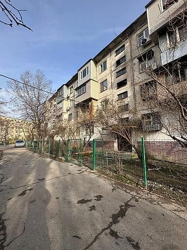 1к: 1 комната, 32 м², 104 серия, 3 этаж, Старый ремонт — 1