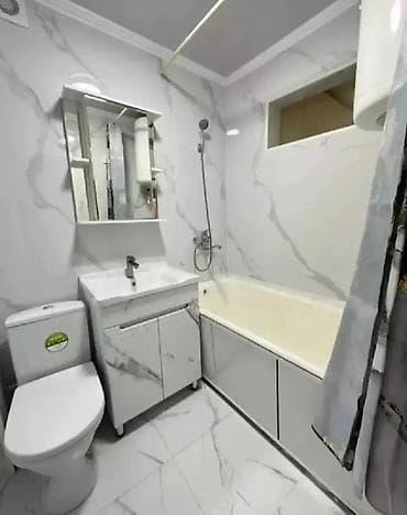 квартиру в токмаке: 3 комнаты, Собственник, Без подселения, С мебелью частично — 3