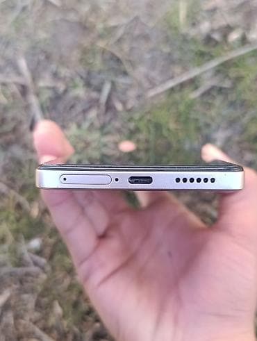 nintendo switch бишкек: Смартфон с большим безрамочным дисплеем с отверстием под фронтальную — 10