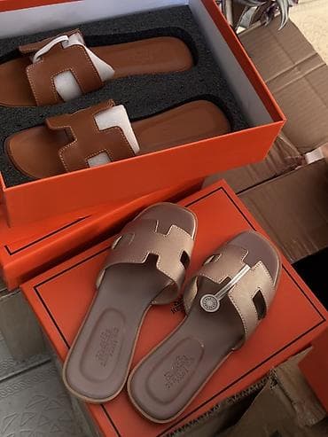 nursace 35: Женские кожаные шлёпанцы Hermes Oran - Модель: Oran (фирменная — 1