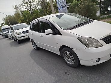 Toyota Corolla Spacio: 2002 г., 1.8 л, Автомат, Бензин, Минивэн