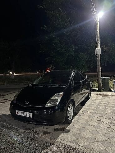 Toyota Prius: 2005 г., 1.5 л, Вариатор, Гибрид — 2