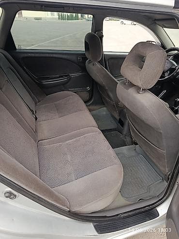 infinity fx35: Toyota Avensis: 1998 г., 2 л, Механика, Бензин, Универсал — 6