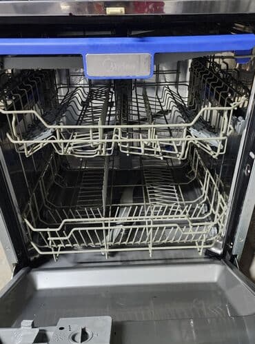 пасуда мойка кафе: Посудомойка — 1