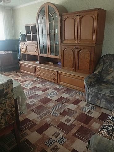 пол дома: 2 комнаты, 44 м², 104 серия, 2 этаж, Старый ремонт — 1